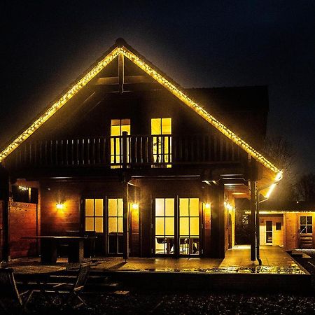Houten Villa Tine Den Ham 外观 照片